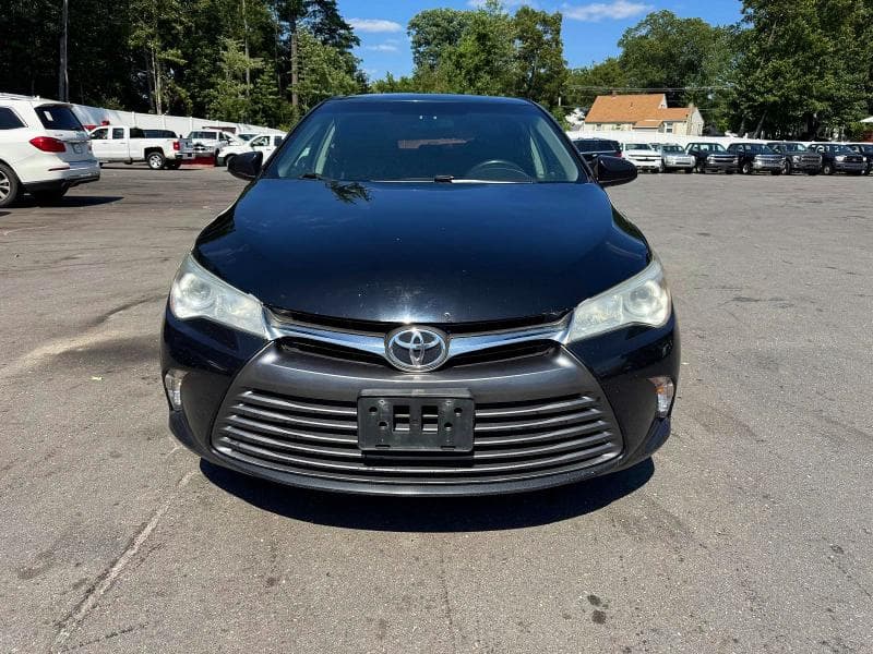 2017 TOYOTA CAMRY LE 5