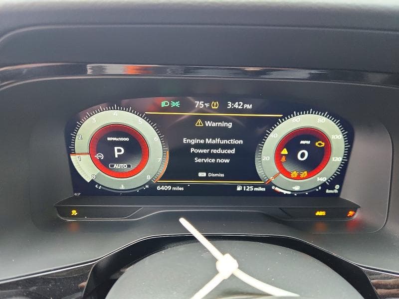 2025 NISSAN PATHFINDER PLATINUM 9