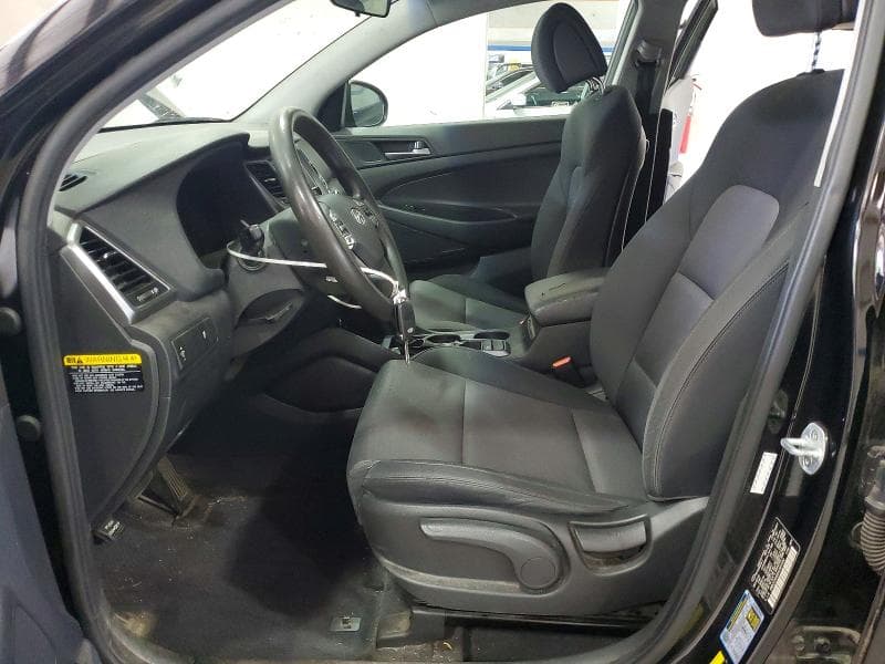 2017 HYUNDAI TUCSON SE 7