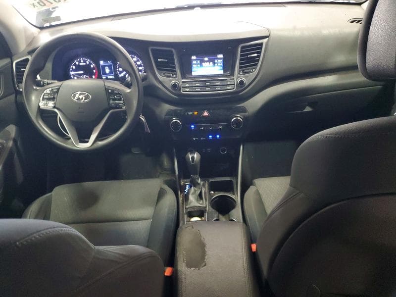 2017 HYUNDAI TUCSON SE 8