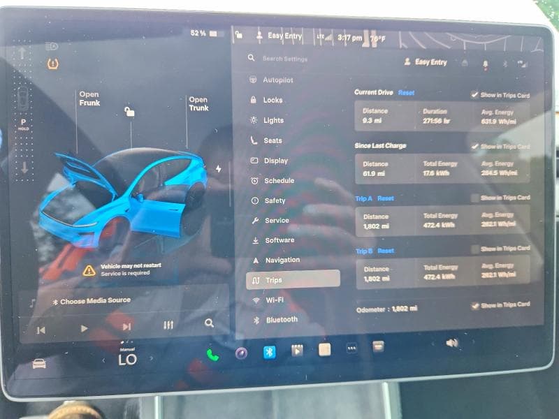 2026 TESLA MODEL Y 9
