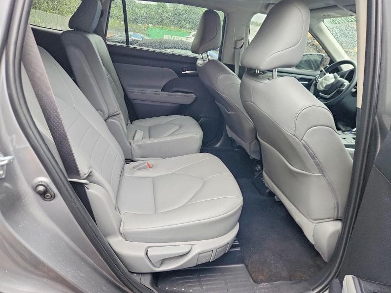 2026 TOYOTA HIGHLANDER XLE XLE 11