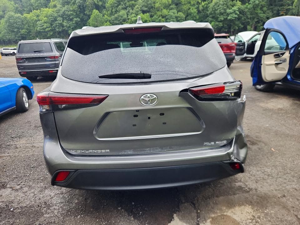 2026 TOYOTA HIGHLANDER XLE XLE 6