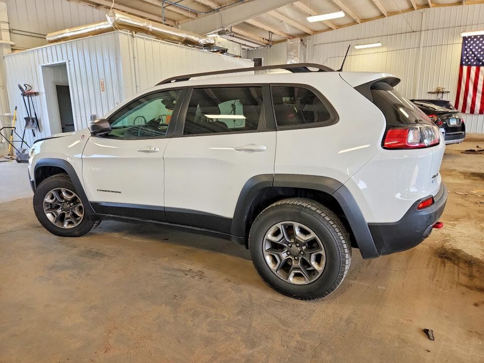 2019 JEEP CHEROKEE TRAILHAWK 2