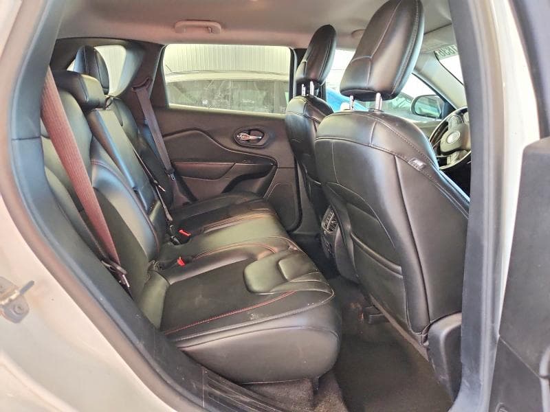 2019 JEEP CHEROKEE TRAILHAWK 11
