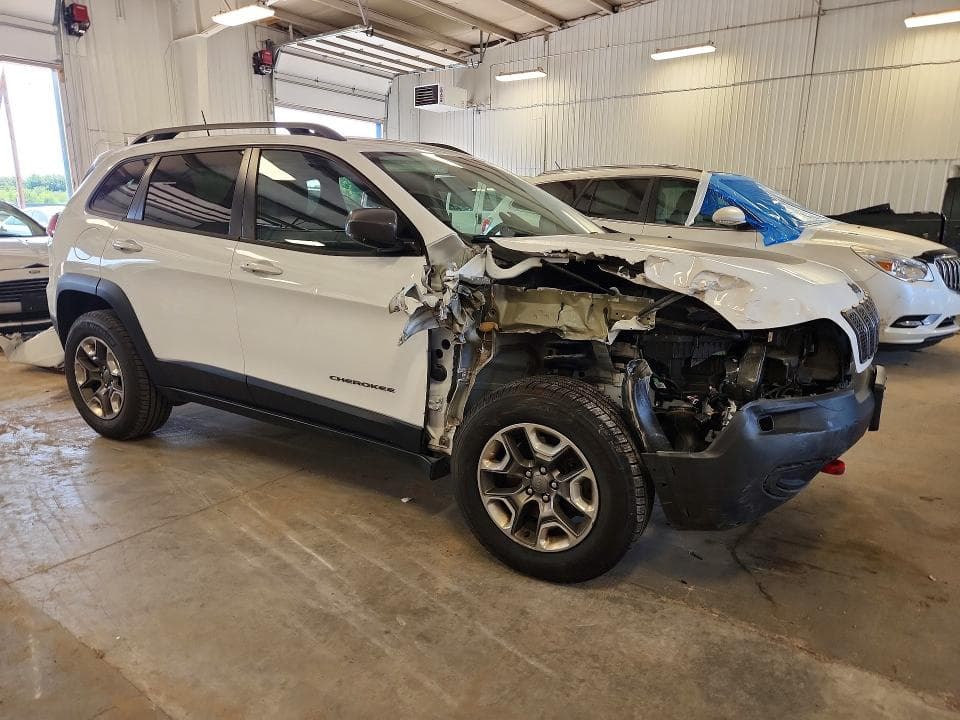 2019 JEEP CHEROKEE TRAILHAWK 4