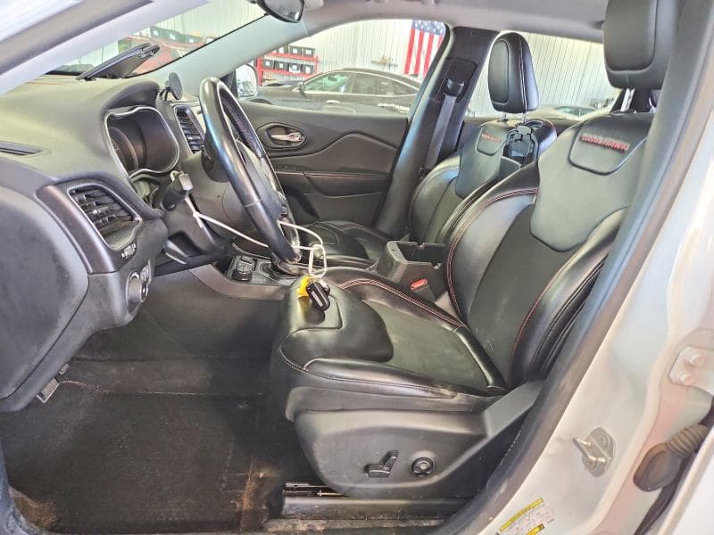 2019 JEEP CHEROKEE TRAILHAWK 7