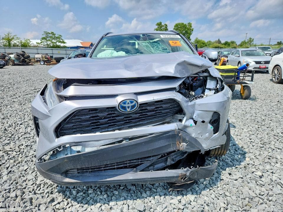 2021 TOYOTA RAV4 HYBRID XLE 5