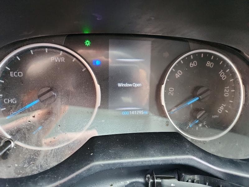 2021 TOYOTA RAV4 HYBRID XLE 9