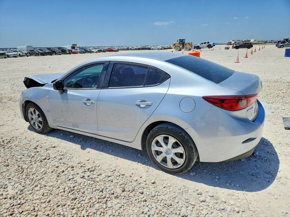 2018 MAZDA 3 SPORT 2