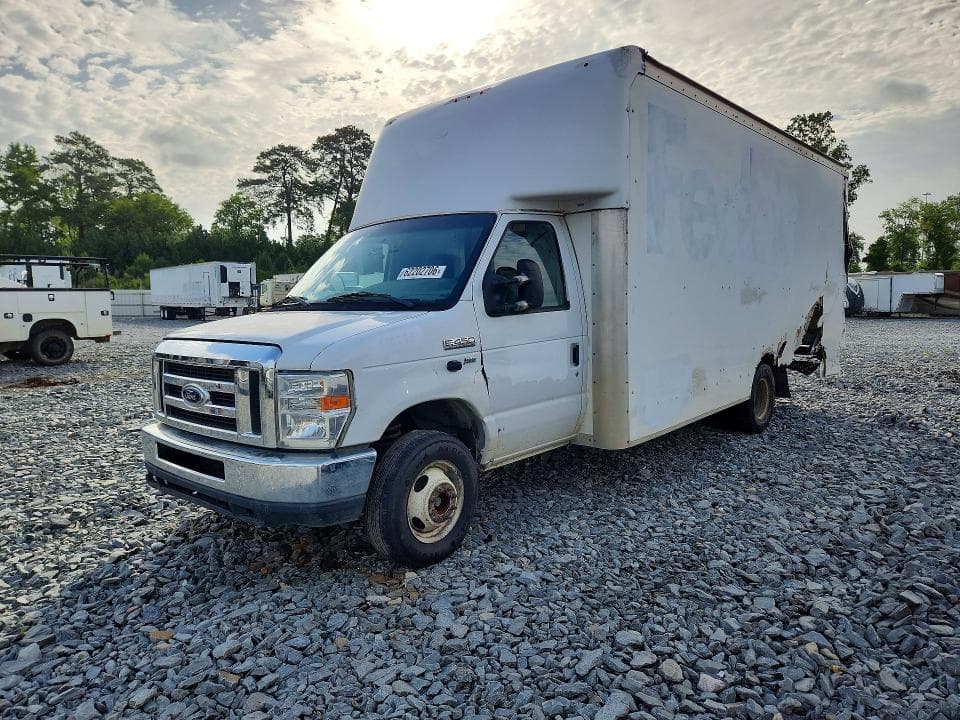 2019 FORD E450 DELIVERY TRUCK - 1