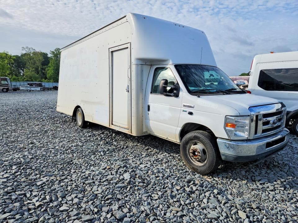 2019 FORD E450 DELIVERY TRUCK 4