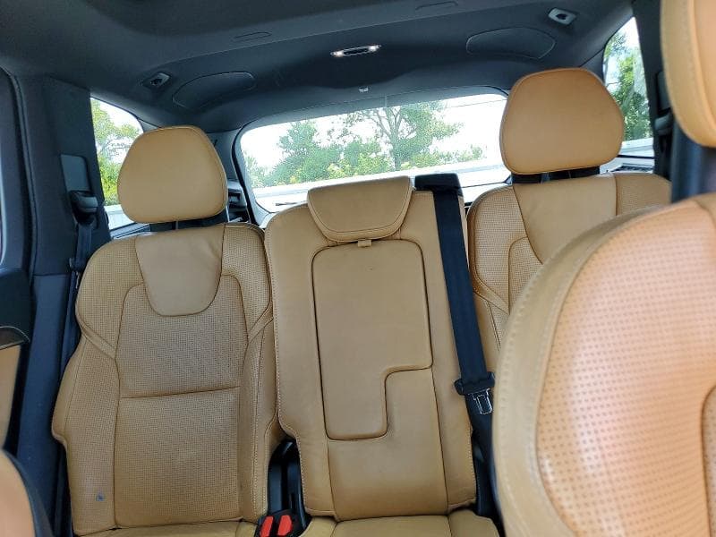 2017 VOLVO XC90 T8 10