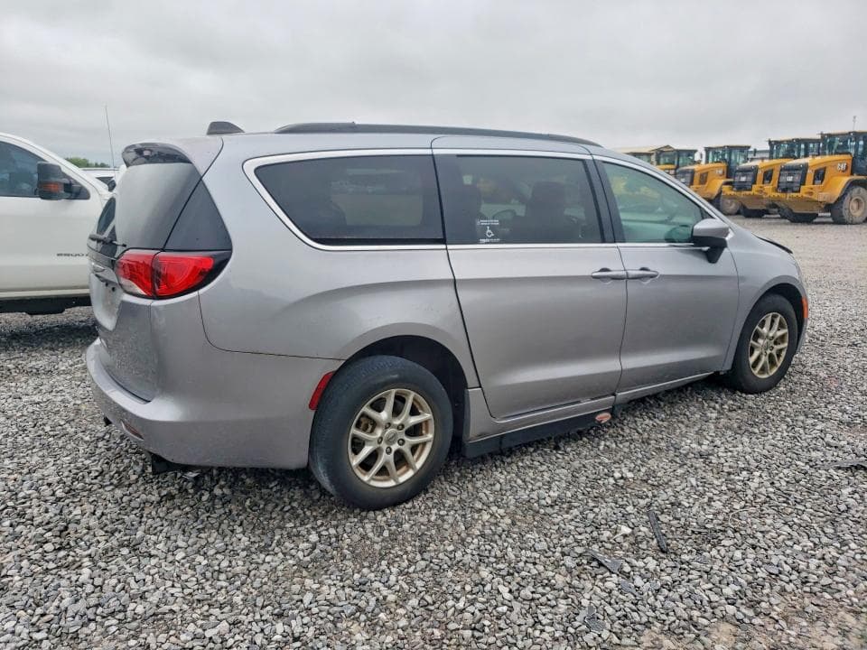 2021 CHRYSLER VOYAGER LXI 3