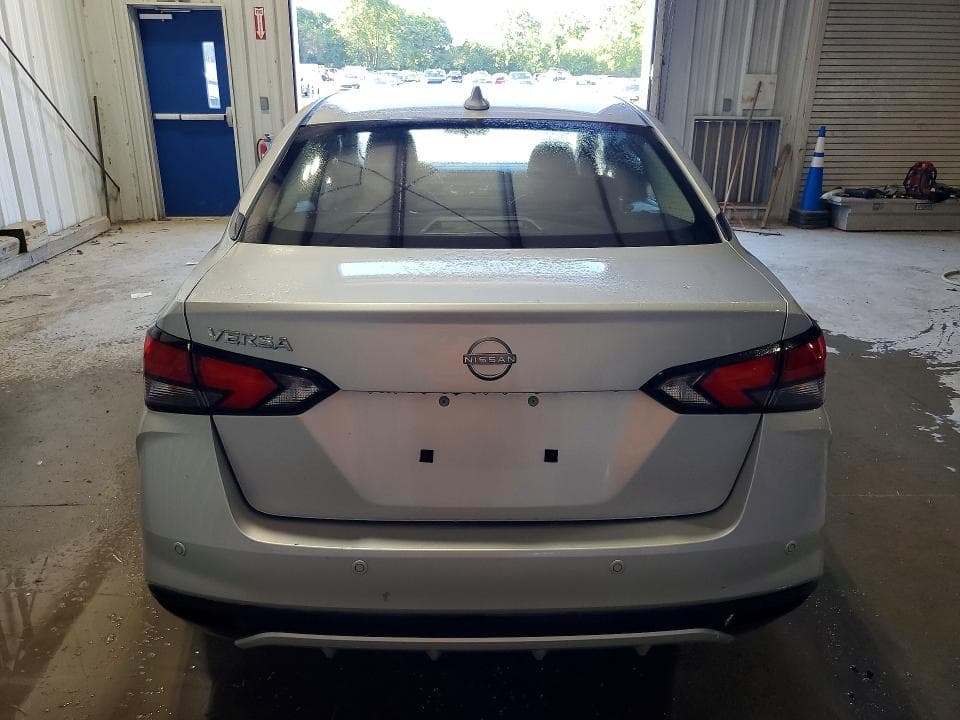 2025 NISSAN VERSA SV 6