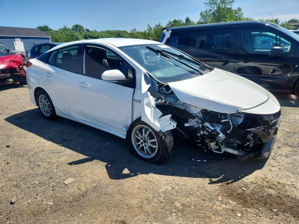 2021 TOYOTA PRIUS PRIME LE 4