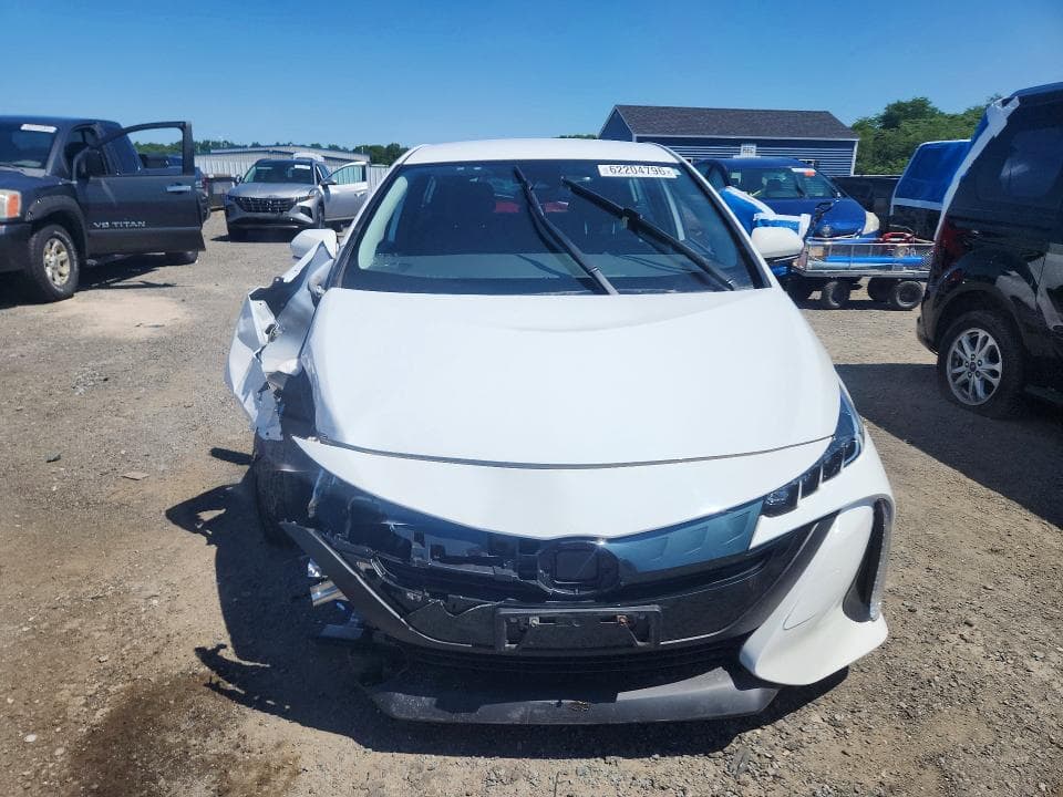 2021 TOYOTA PRIUS PRIME LE 5