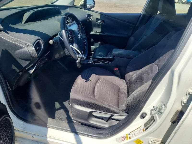 2021 TOYOTA PRIUS PRIME LE 7