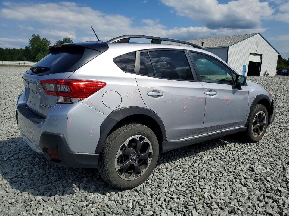 2021 SUBARU CROSSTREK 3