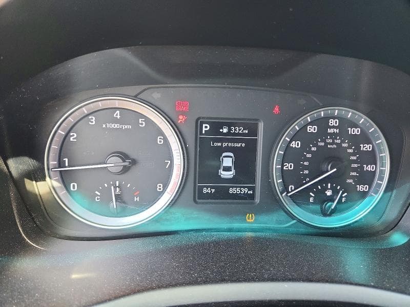 2018 HYUNDAI SONATA SE 9