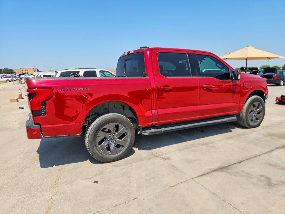 2022 FORD F150 LIGHTNING PRO 3