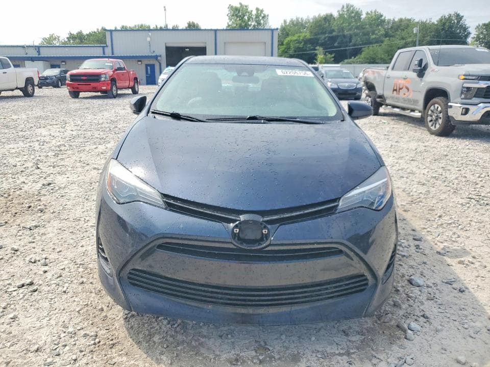 2017 TOYOTA COROLLA LE 4