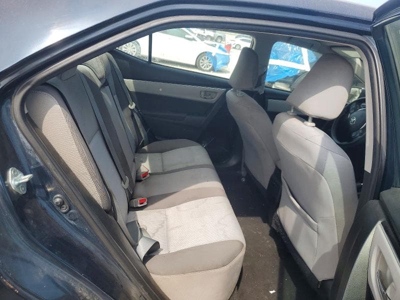 2017 TOYOTA COROLLA LE 9
