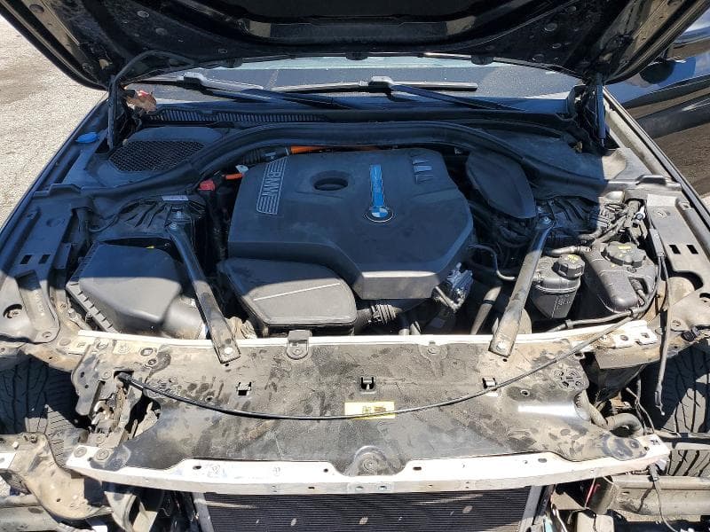 2018 BMW 530E 11
