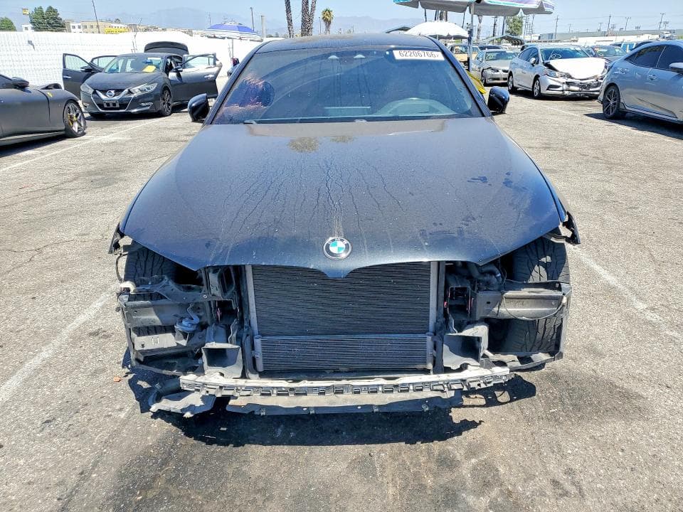 2018 BMW 530E 5