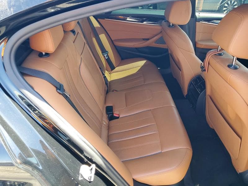 2018 BMW 530E 10