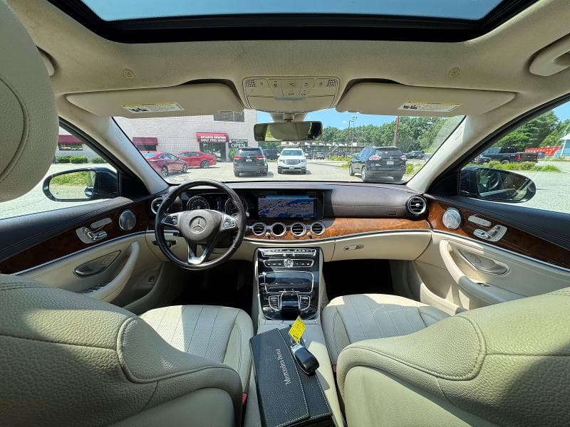 2017 MERCEDES-BENZ E 300 4MATIC 8