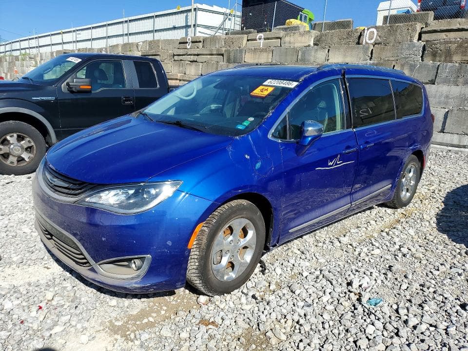 2018 CHRYSLER PACIFICA HYBRID LIMITED - 1