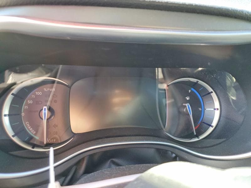 2018 CHRYSLER PACIFICA HYBRID LIMITED 9