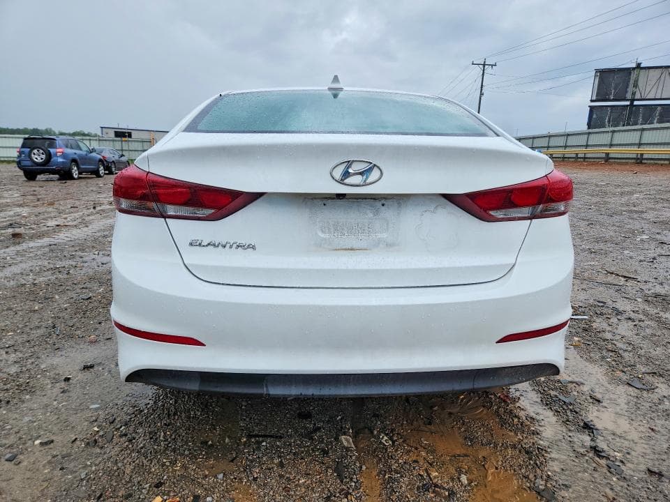 2017 HYUNDAI ELANTRA SE 6