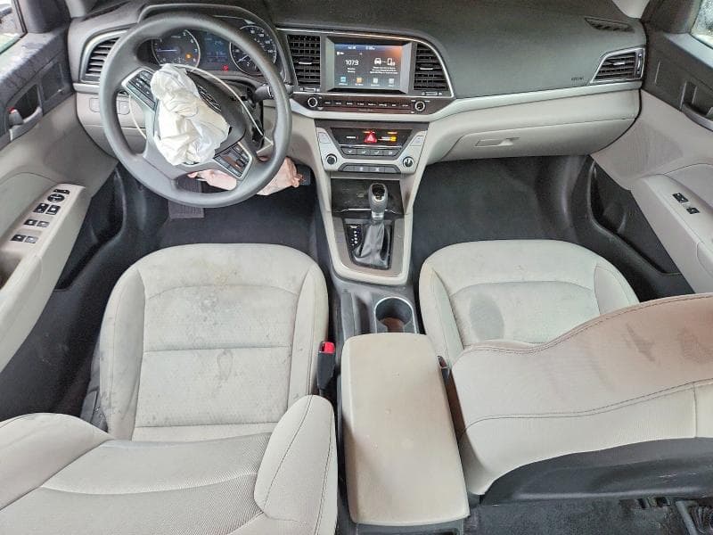 2017 HYUNDAI ELANTRA SE 8