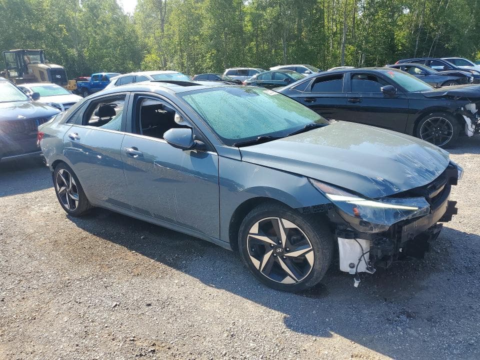 2022 HYUNDAI ELANTRA SEL 4