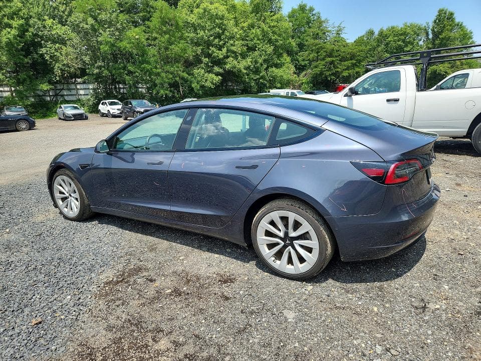 2022 TESLA MODEL 3 2