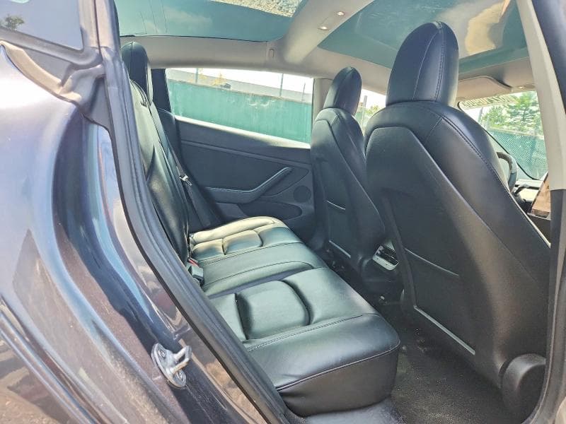 2022 TESLA MODEL 3 10