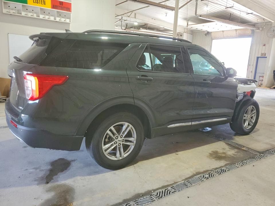 2023 FORD EXPLORER XLT 3