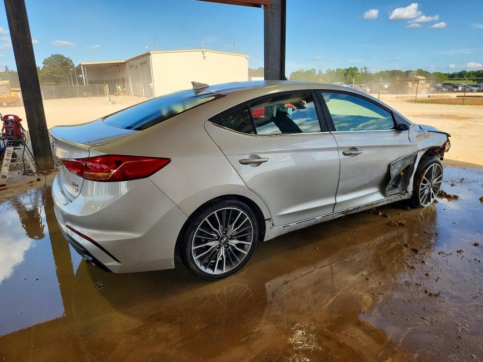 2018 HYUNDAI ELANTRA SPORT 3