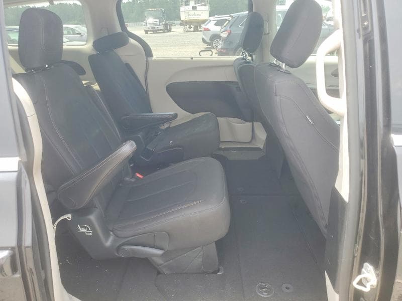2018 CHRYSLER PACIFICA TOURING PLUS 11