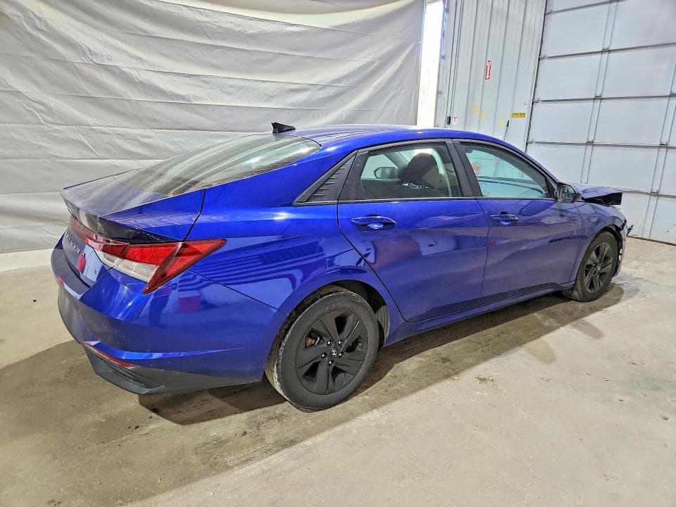 2023 HYUNDAI ELANTRA SEL 3