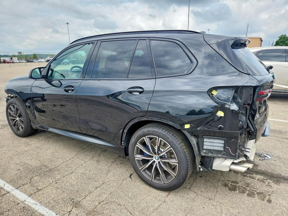 2025 BMW X5 M60I 2