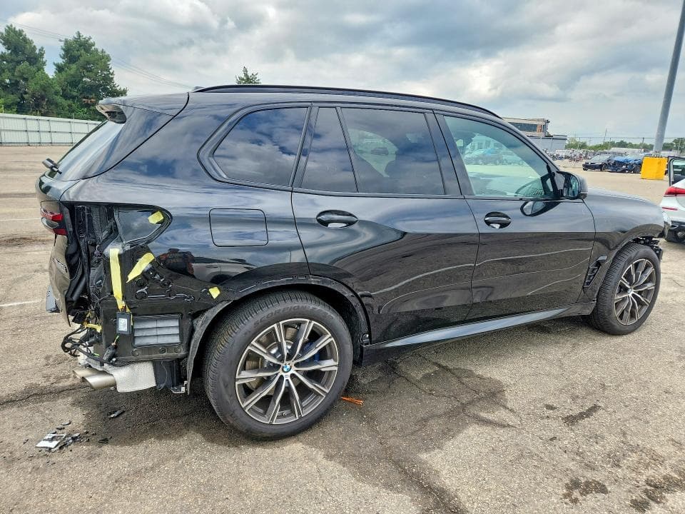 2025 BMW X5 M60I 3