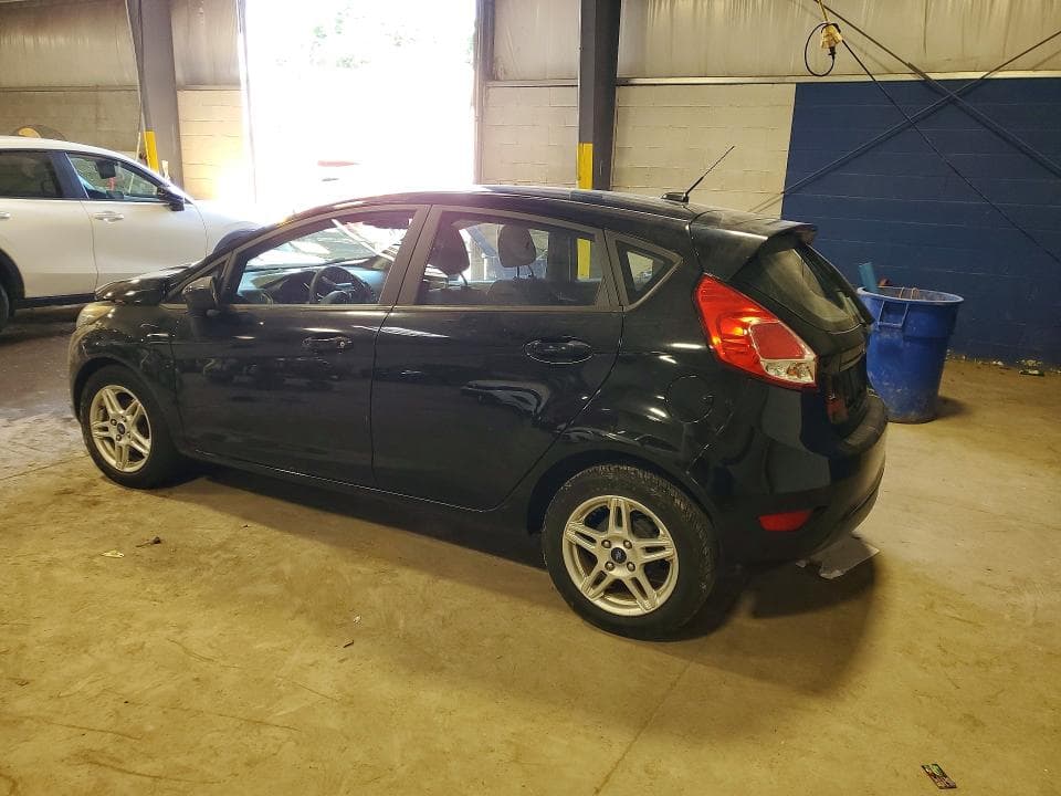 2017 FORD FIESTA SE 2