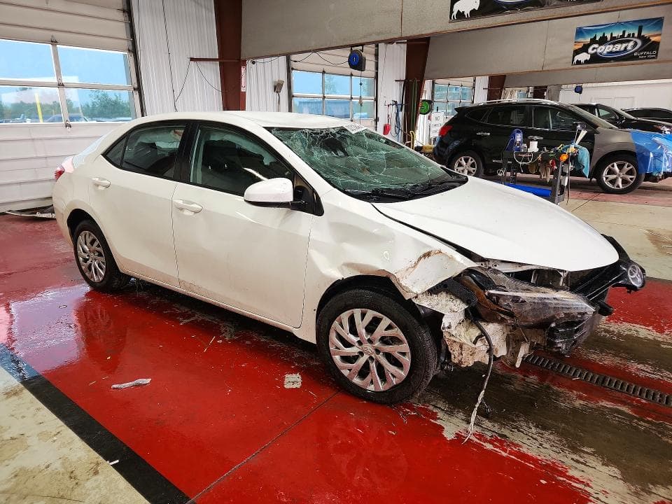 2018 TOYOTA COROLLA LE 4