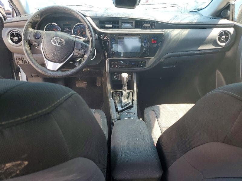 2018 TOYOTA COROLLA LE 8
