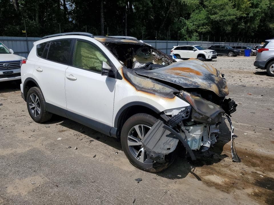 2018 TOYOTA RAV4 XLE 4
