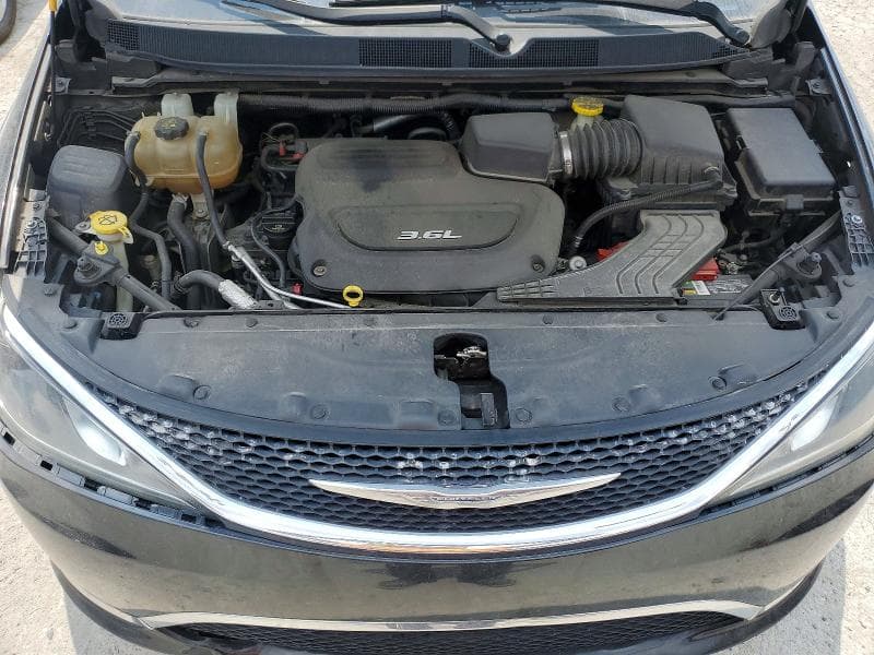 2018 CHRYSLER PACIFICA TOURING L 12