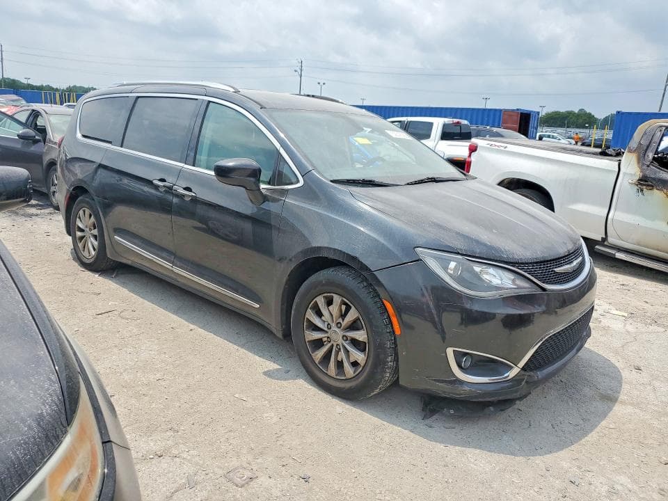 2018 CHRYSLER PACIFICA TOURING L 4
